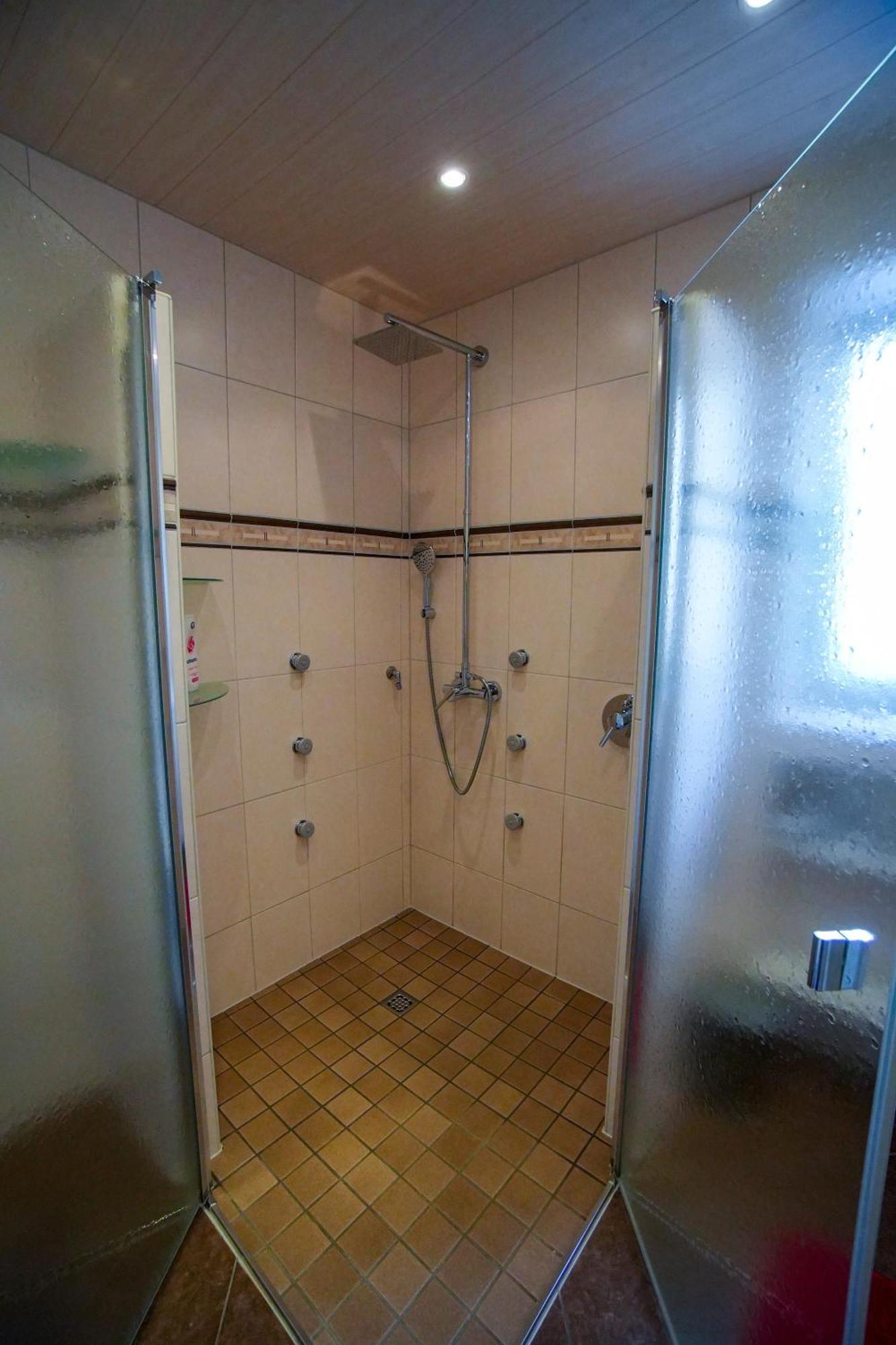 Gemuetliche Wohnung Im Herrenhaus Baden-Baden Exterior foto